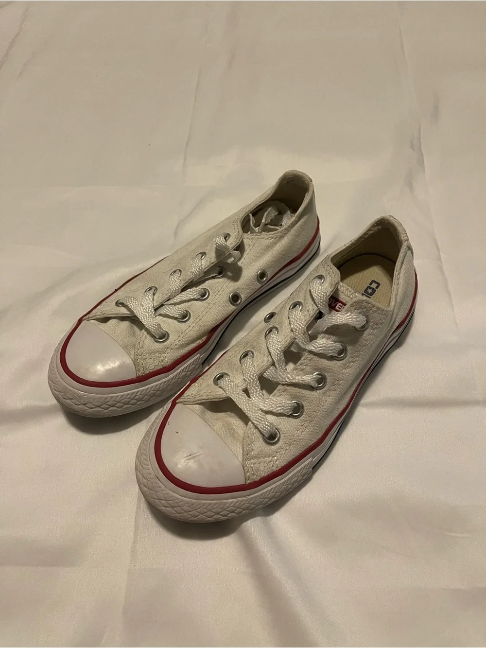 Converse Kids Low-Top Canvas Sneakers in White with Red Stripe